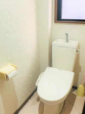 2階のトイレになります。