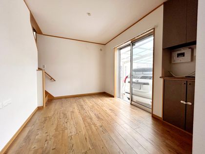大東市野崎三丁目戸建 リビング