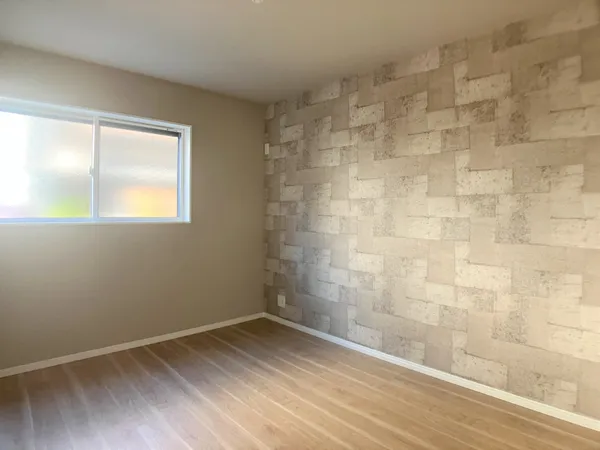 約5.5帖の部屋です。一階にあります。