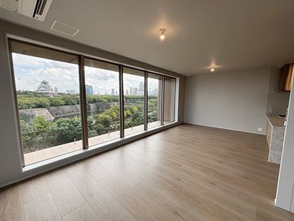 プラウド大阪城 リビング