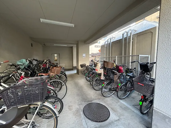 【駐輪場】駐輪場スペース。