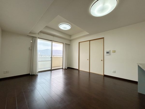 ローレルスクエア住道サンタワー リビング