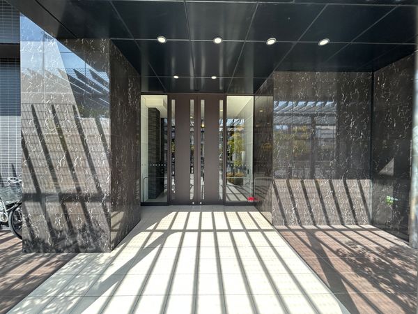 エスリード城東中央 エントランス