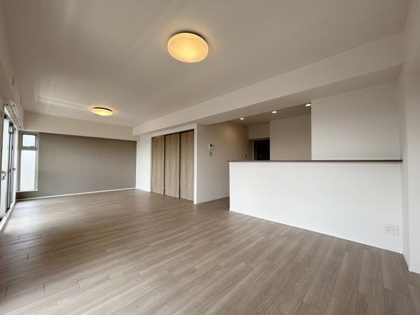 ファミールハイツ城東 A棟 リビング