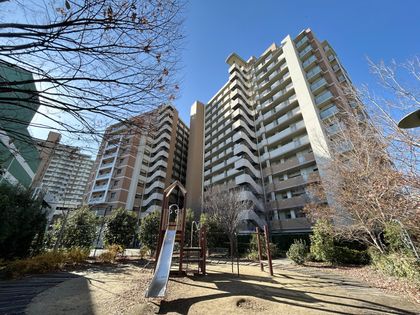 タイムズピーススクエア スイートガーデンシティ 外観