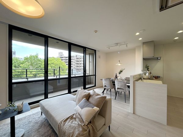 ハーティス城東 リビング