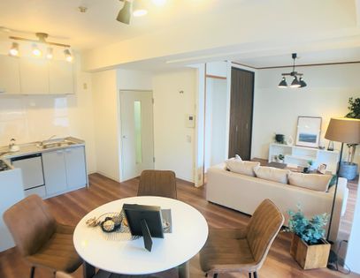 ハイネスプリモール城東 リビング