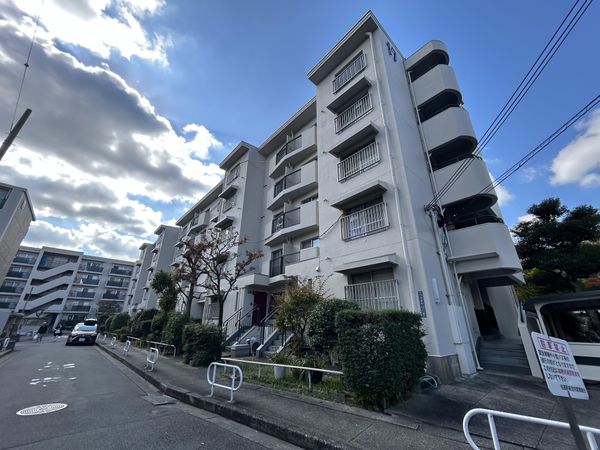 住道駅前住宅 17号棟 外観 住道駅前住宅 17号棟 外観