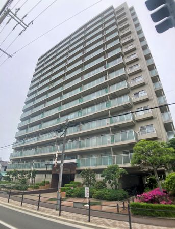 ファミール城東 外観