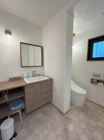 【洗面室（1F）】※写真中の家具・家電は売買価格に含まれません。