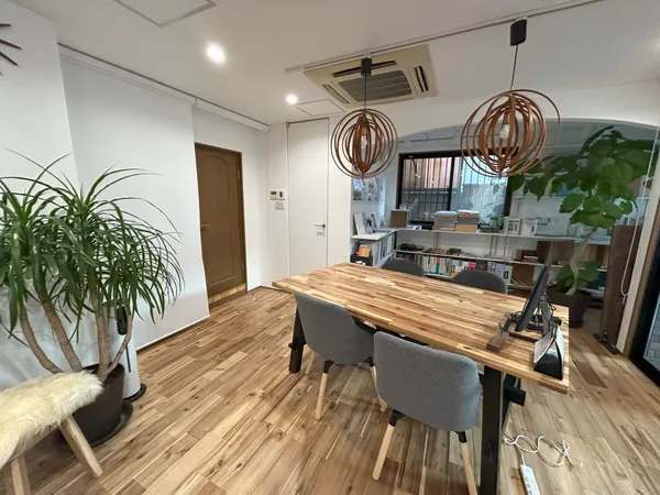 【事務所】※写真中の家具・家電は売買価格に含まれません。