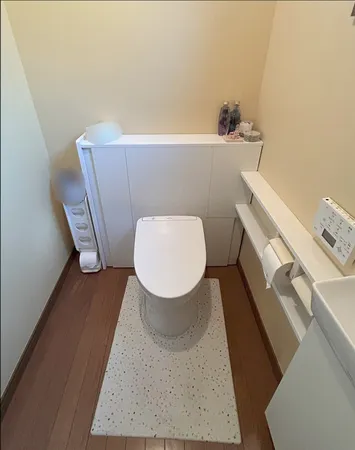 【3階トイレ】※写真中の家具・家電は売買価格に含まれません。