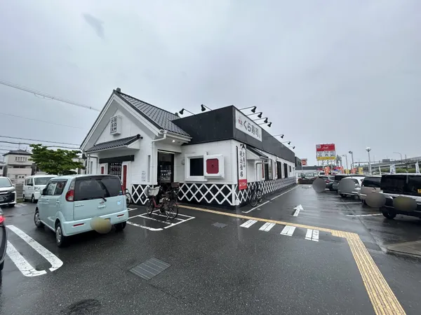 徒歩1分。