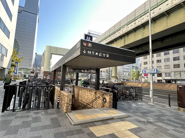 大阪メトロ御堂筋線・千日前線・四つ橋線「なんば」駅　B8出口