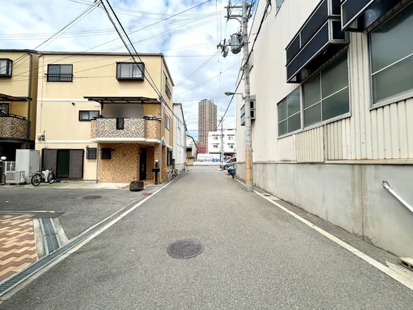 前面道路（北東側）幅員/約5.3ｍ
