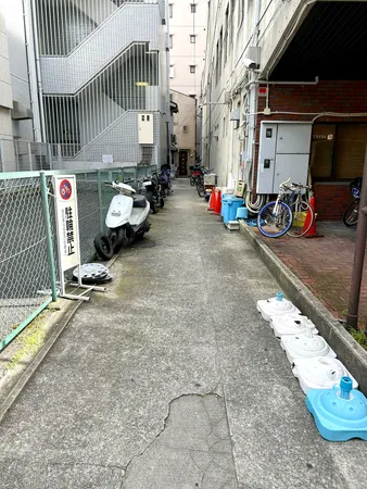 前面通路