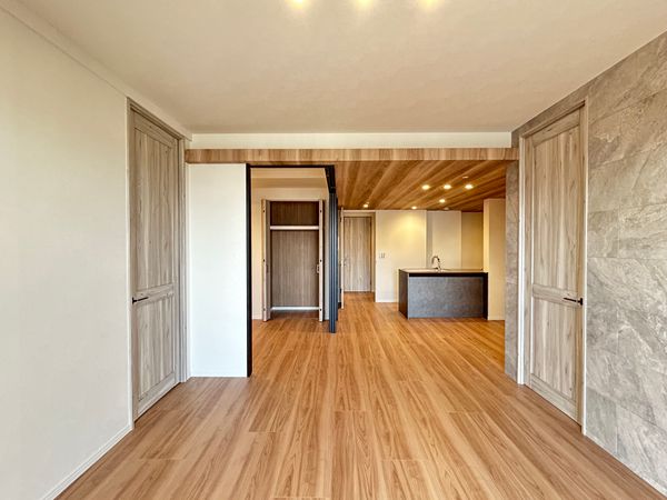 ローレルタワー難波 リビング