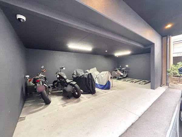バイク置場