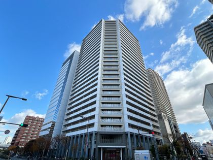 ローレルコート難波 外観