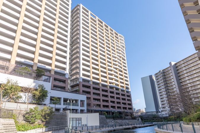 シーサイドレジデンスコスモスクエア駅前 外観