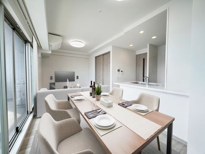 プレサンスロジェ桜川 リビング