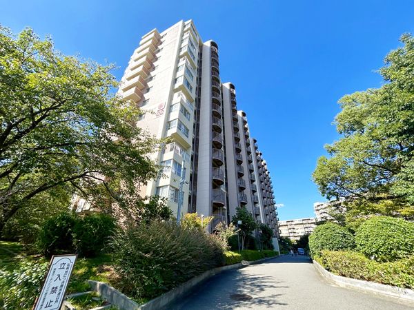 近鉄南港ガーデンハイツ 22号棟 外観 近鉄南港ガーデンハイツ 22号棟 外観