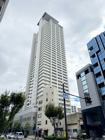 ジーニス大阪 WEST棟 外観 ジーニス大阪 WEST棟 外観