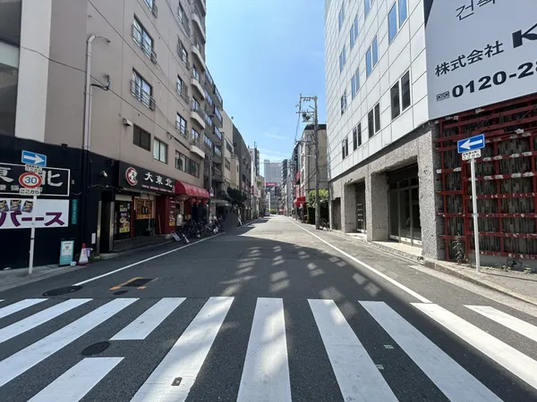 前面道路（東側）