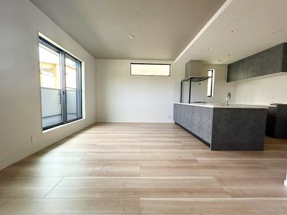 尼崎市南塚口町8丁目 新築戸建 リビング