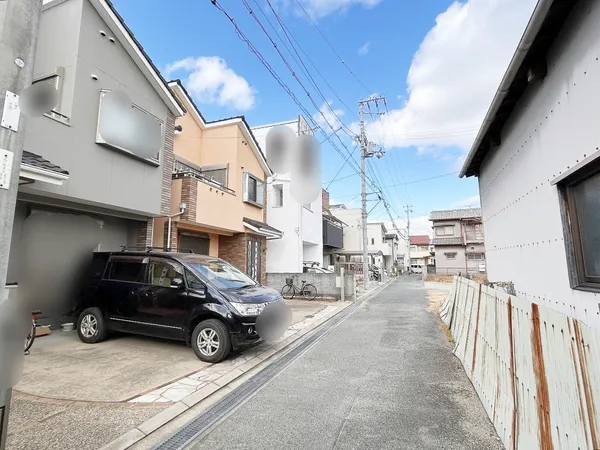 駐車スペース１台分有（車種による）