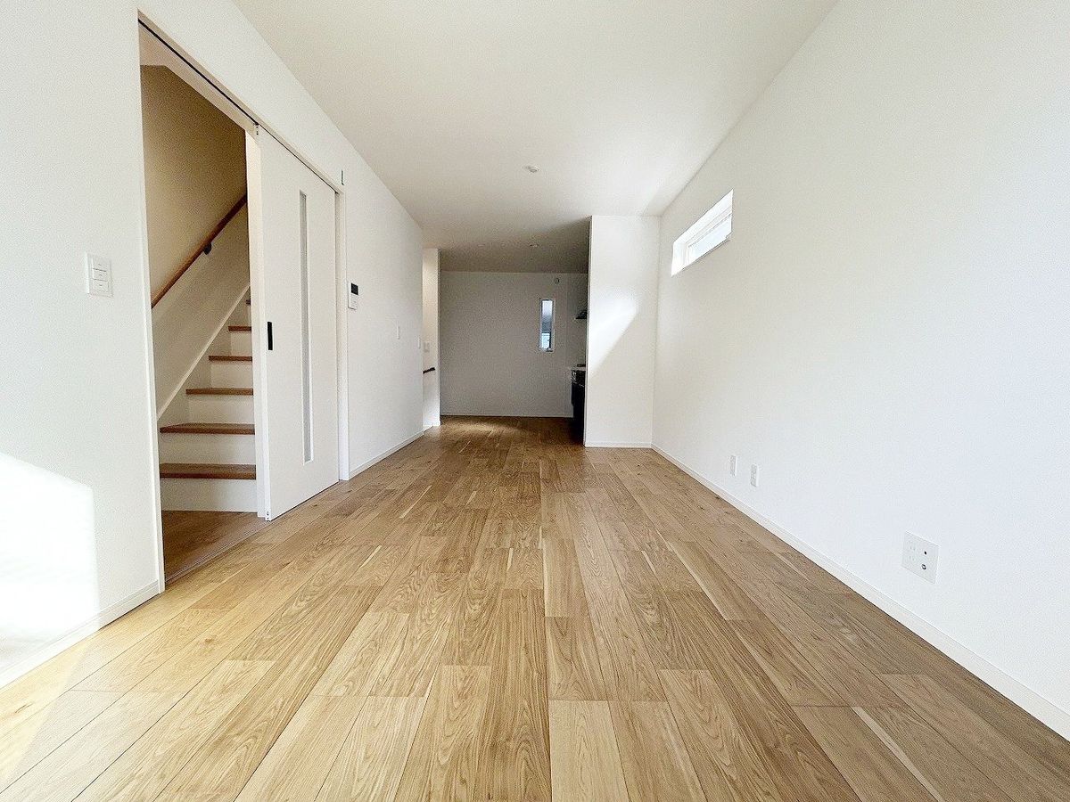 尼崎市立花町3丁目新築戸建 リビング リビング