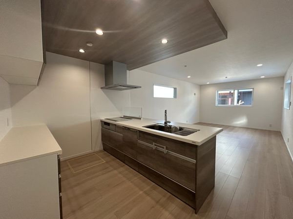 尼崎市大西町3丁目 新築戸建 キッチン