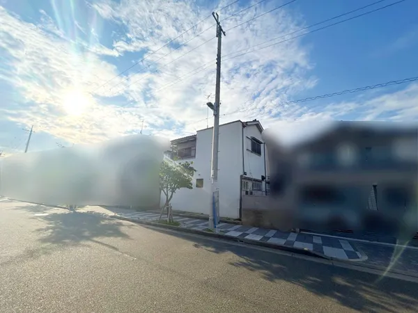 土地面積：40.49平米　鉄骨造2F建て