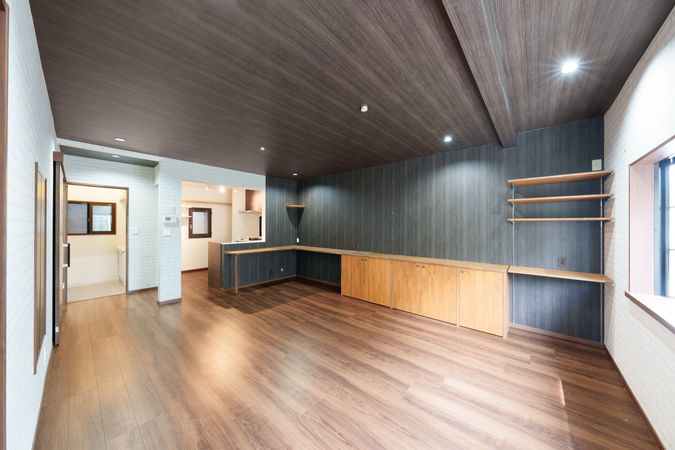 西川2丁目 中古戸建 リビング