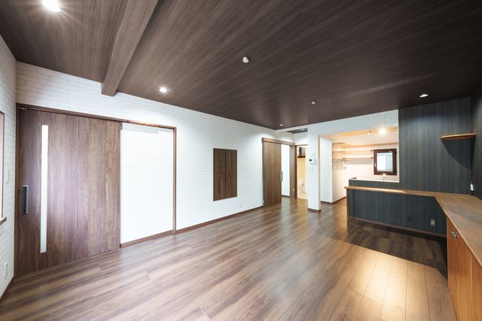 西川2丁目 中古戸建 リビング