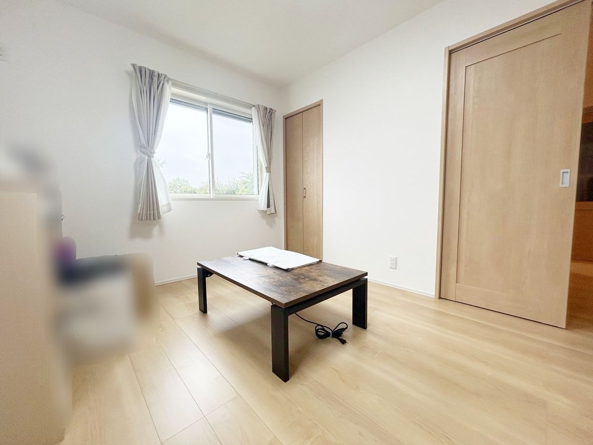 尼崎市瓦宮2丁目 戸建 洋室 洋室