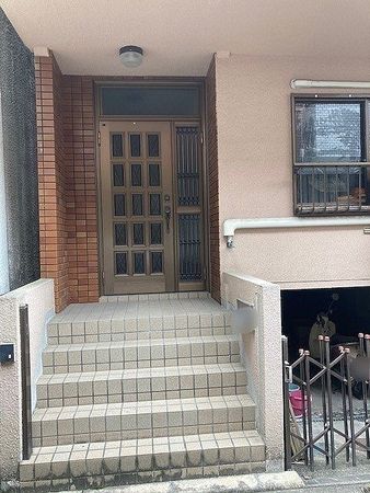尼崎市御園2丁目 戸建 玄関 尼崎市御園2丁目 戸建 玄関