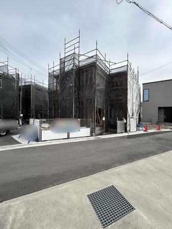 尼崎市南清水 新築戸建9号棟 前面道路含む外観 尼崎市南清水 新築戸建9号棟 前面道路含む外観