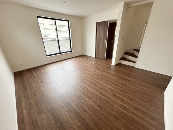 尼崎市南塚口町5丁目 新築戸建 リビング