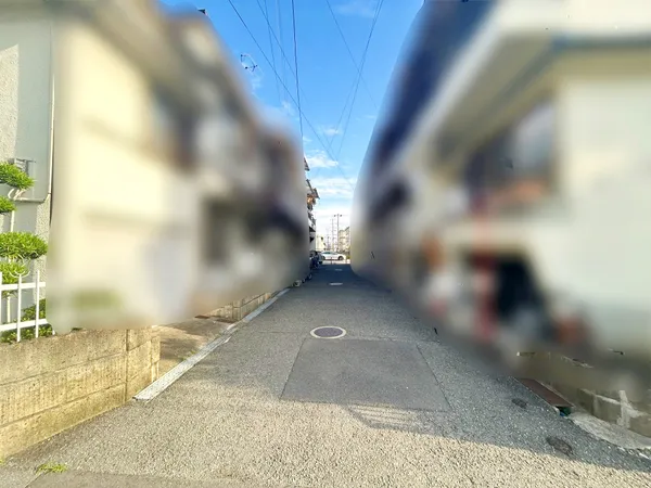 土地面積：40.49平米　鉄骨造2F建て