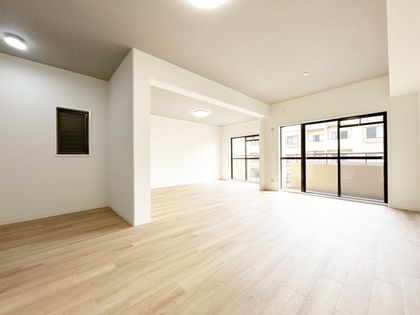 東園田三番館北棟 リビング