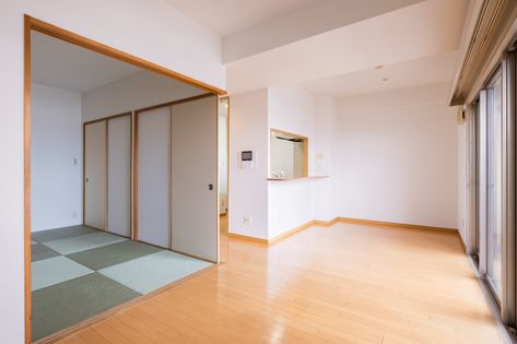 尼崎イスティー リビング