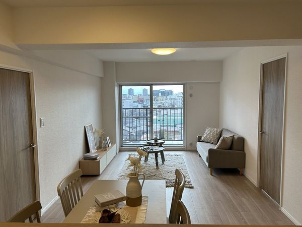 パレス南塚口 1号棟 リビング