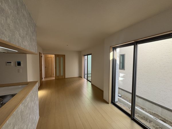 高槻市栄町4丁目 新築戸建 A号棟 リビング