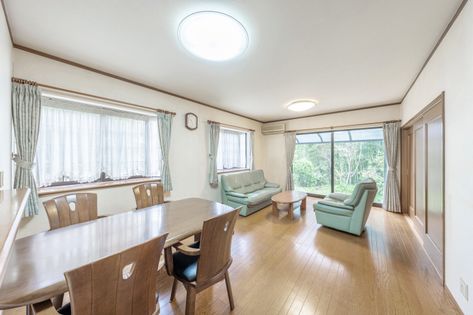 緑ケ丘3丁目 戸建 リビング