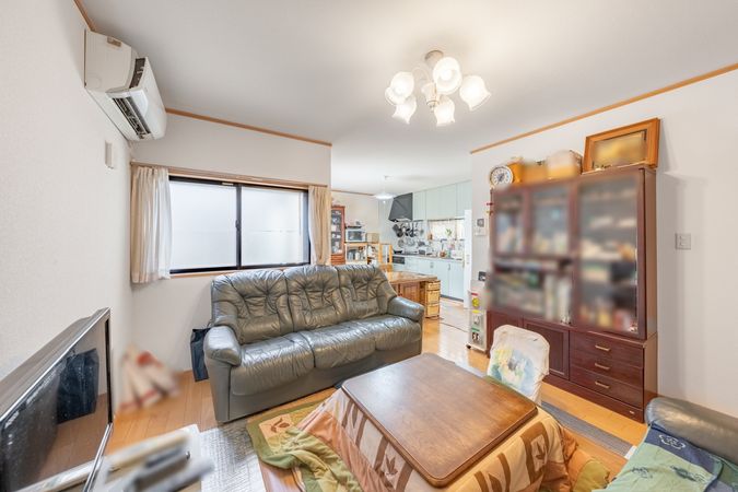 北河原2丁目 戸建 リビング