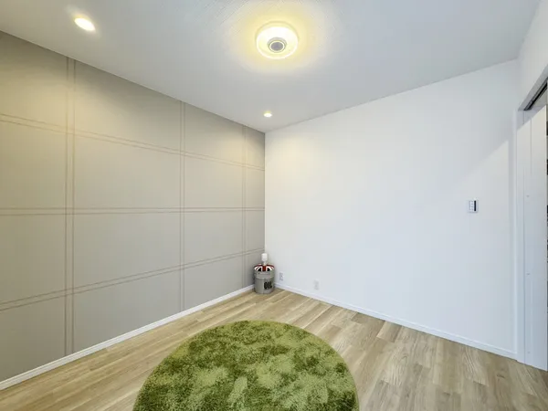 洋室約4.8帖(バルコニー側)