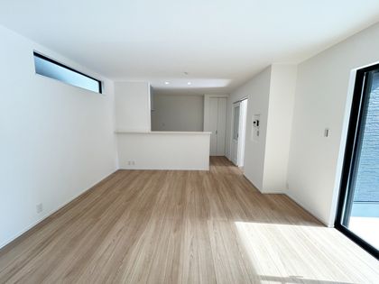 池尻1丁目 新築一戸建 リビング