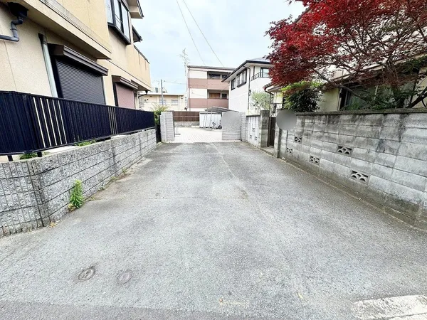 南側前面道路