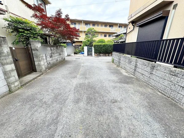南側前面道路